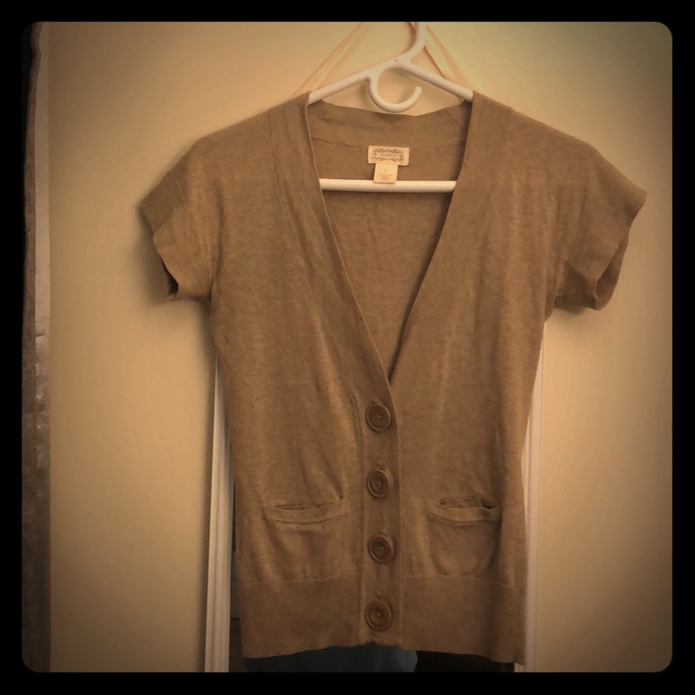 Half sleeve cardigan